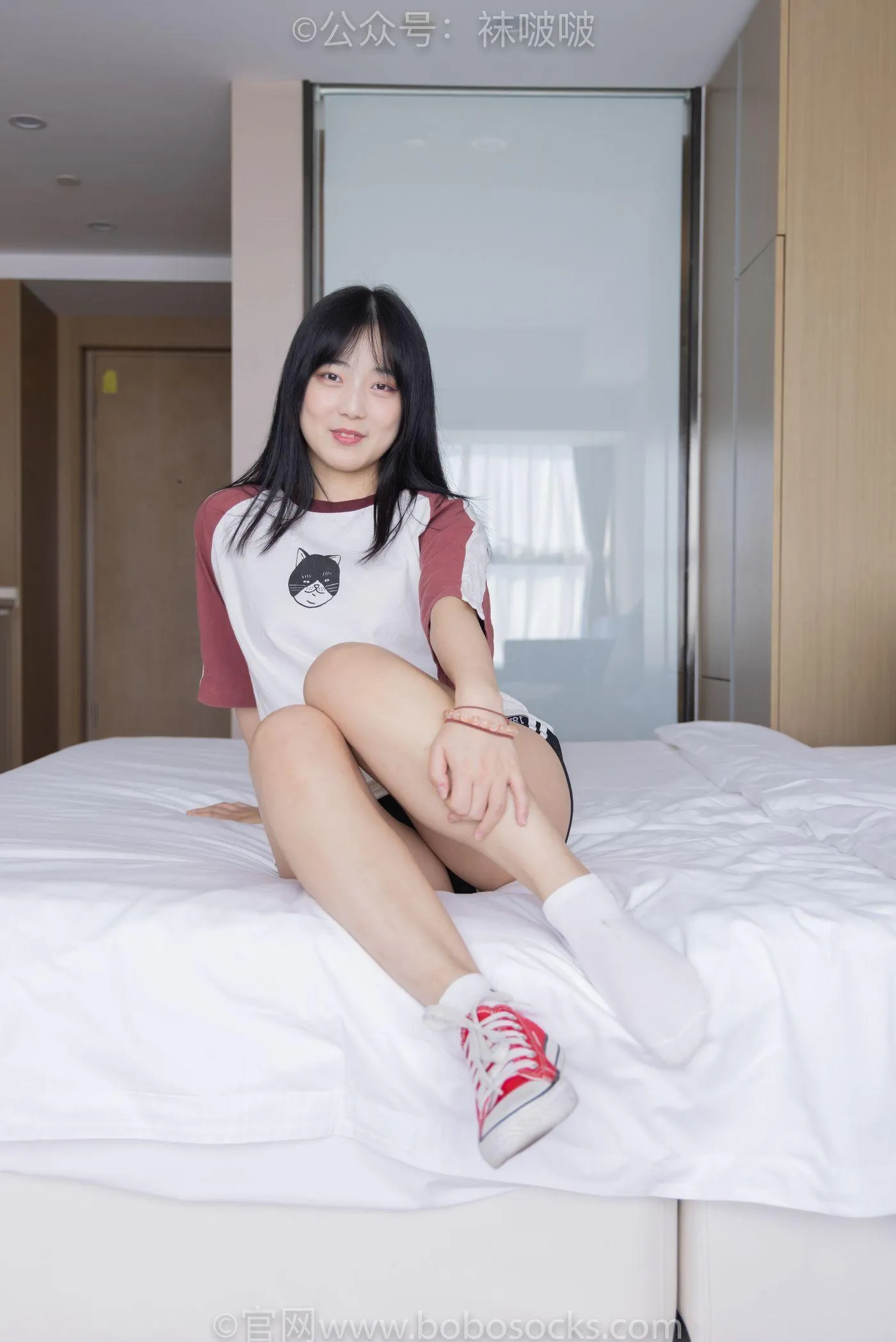 [BoBoSocks袜啵啵]NO.036 菠萝-帆布鞋、白棉袜、裸足 [138P]插图9